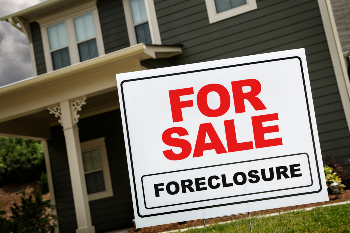 How to Purchase a Foreclosed Home in Coeur d'Alene, Idaho